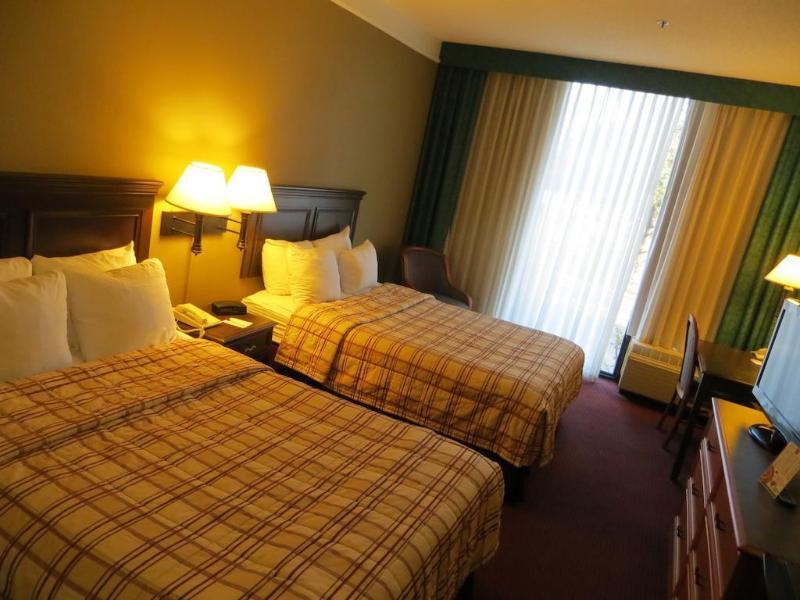 Holiday Inn Knoxville N - Merchant Drive By Ihg Экстерьер фото