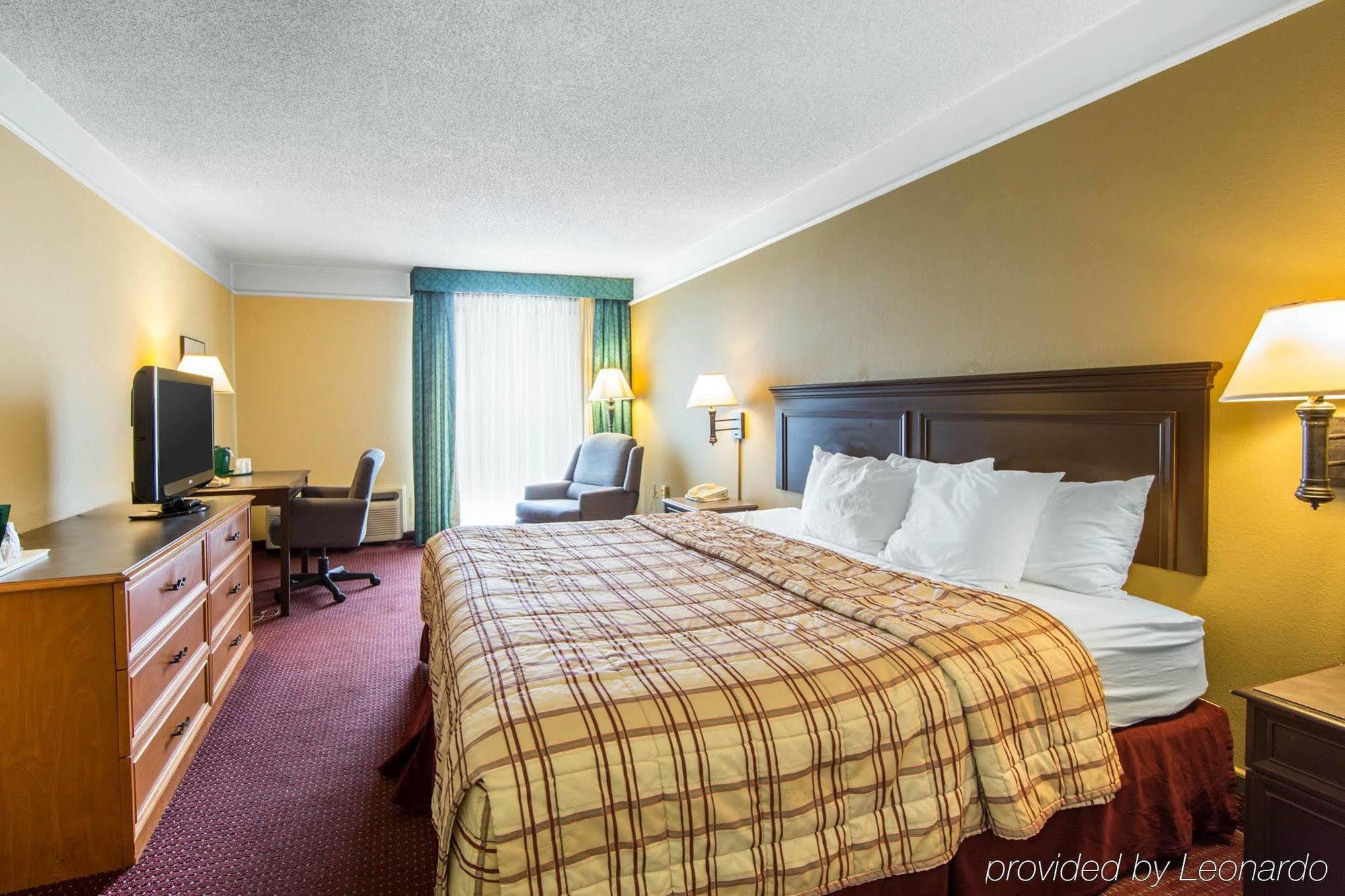 Holiday Inn Knoxville N - Merchant Drive By Ihg Экстерьер фото